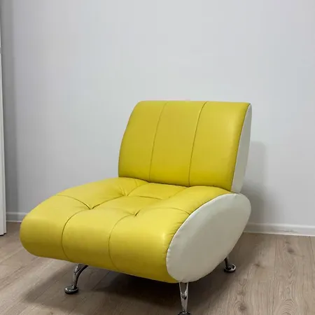 Venus Exquisite At Qualis *