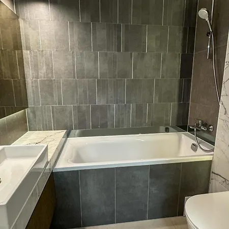 Qualis Coresi Apartamento